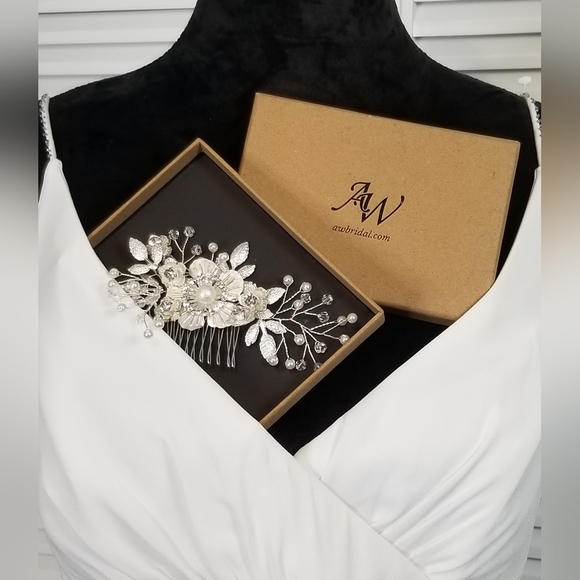 My Home Poshmark Staging Room - Picture 4 of 13